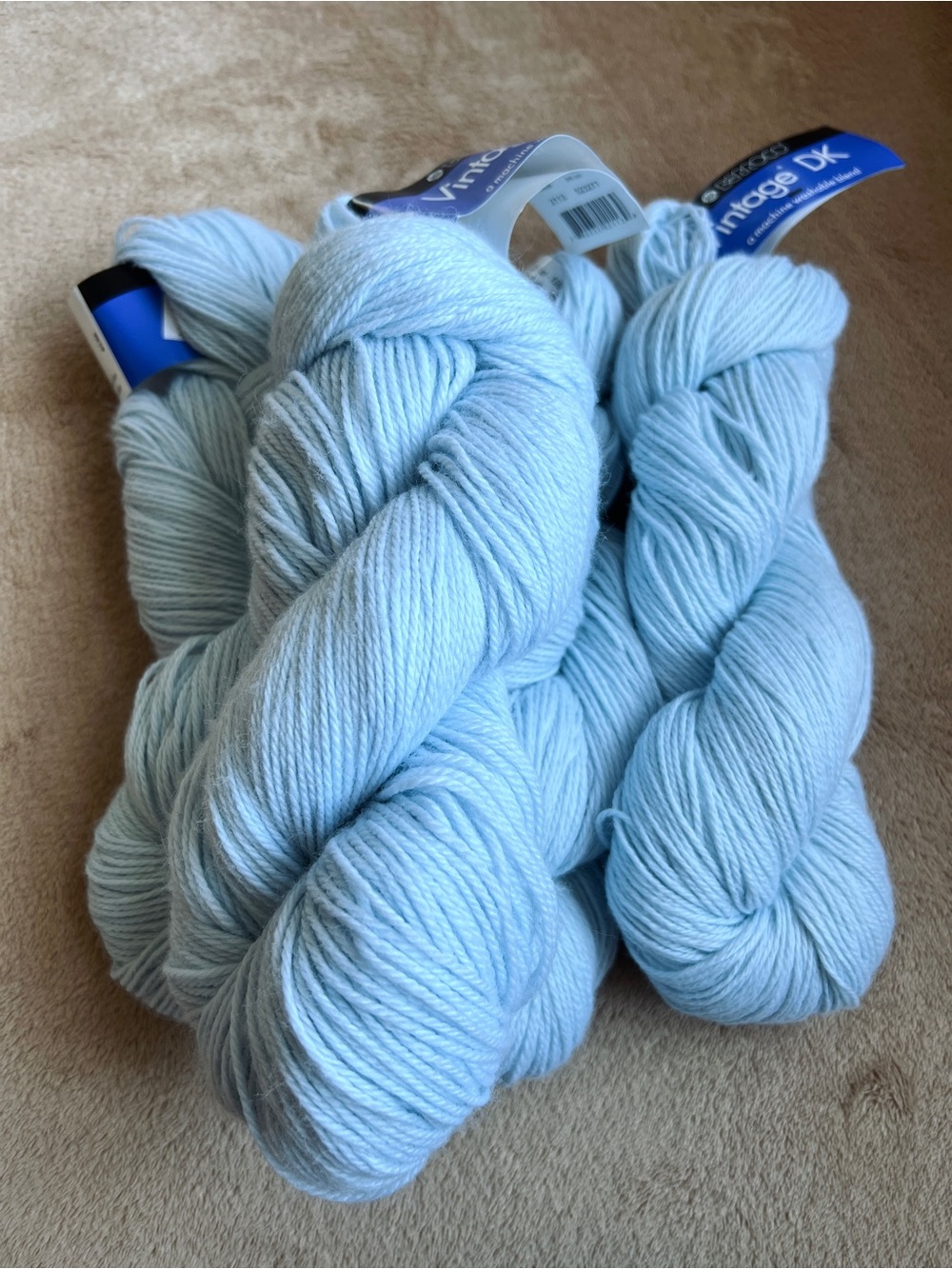 x4 Berroco Vintage DK Yarn Skeins in Misty - Soft Pale Blue Wool Blend